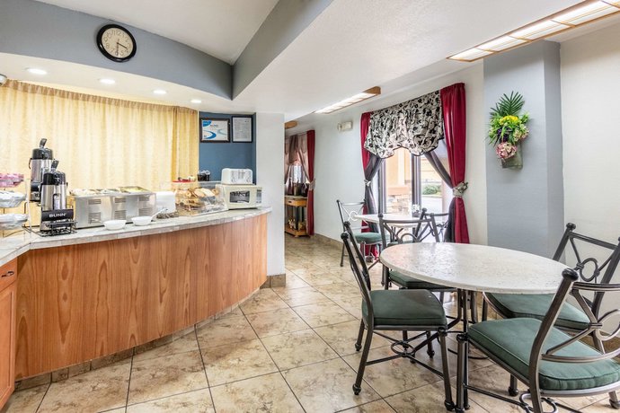 Imagen del bar/restaurante del Hotel Park Inn by Radisson, Macon North. Foto 6