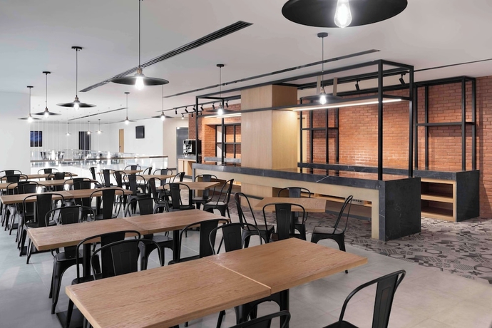 Imagen del bar/restaurante del Hotel Park Inn by Radisson Makkah Thakher Alsharqi. Foto 3