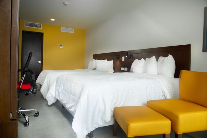 Imagen de la habitación del Hotel Park Inn by Radisson Mazatlán. Foto 3