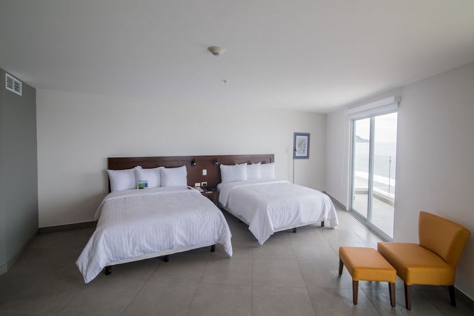 Imagen de la habitación del Hotel Park Inn by Radisson Mazatlán. Foto 16