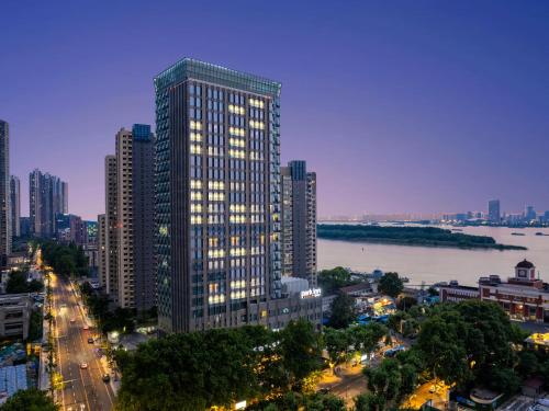 Imagen general del Hotel Park Inn by Radisson Nanjing North Zhongshan Road. Foto 9
