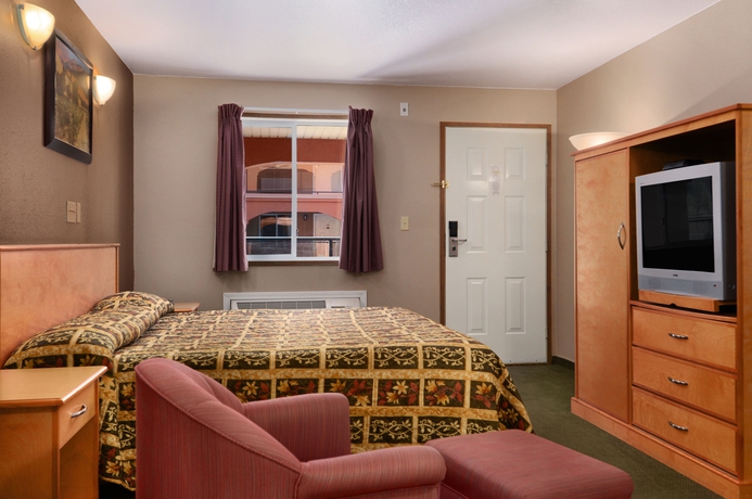 Imagen de la habitación del Hotel Park Inn by Radisson Osoyoos. Foto 4