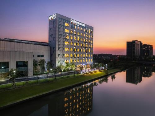 Imagen general del Hotel Park Inn by Radisson Shanghai Shanghai Middle Jiasong Road Outlets. Foto 10