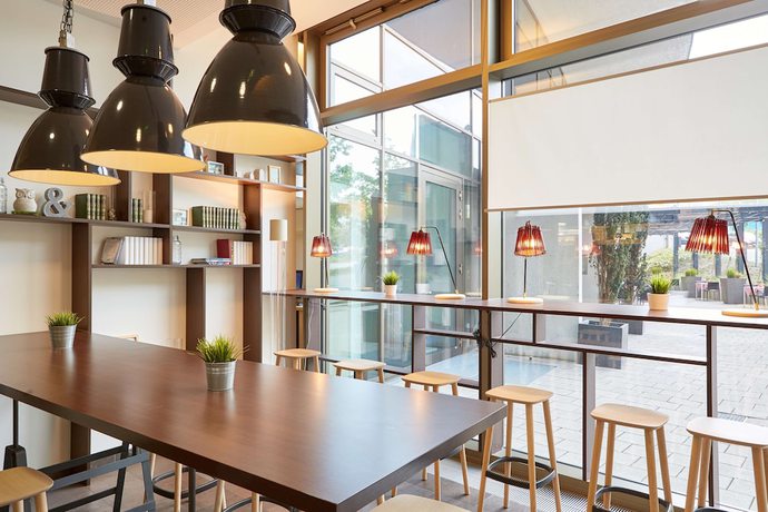 Imagen de los interiores del Hotel Park Inn by Radisson Stuttgart. Foto 16