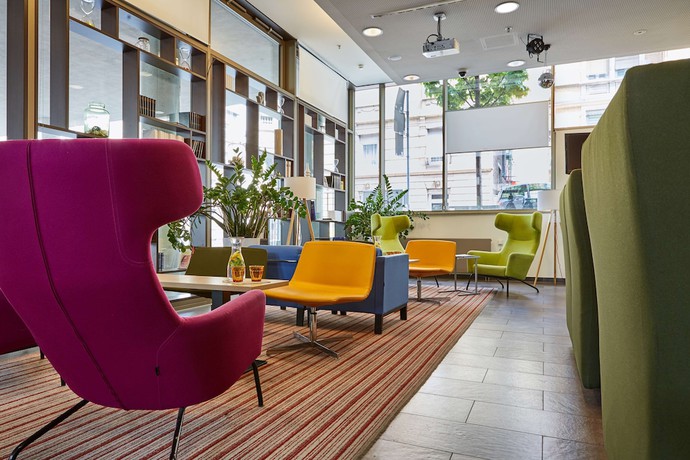 Imagen de los interiores del Hotel Park Inn by Radisson Stuttgart. Foto 18