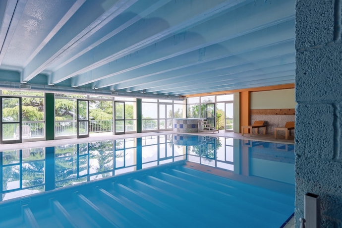 Imagen de la piscina del Hotel Park Jolanda. Foto 18