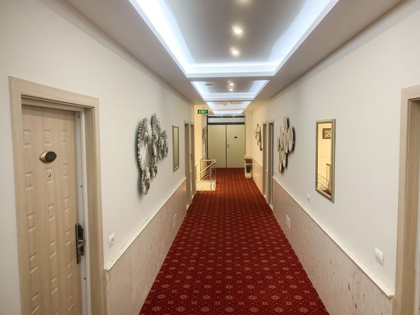 Imagen de los interiores del Hotel Park, Kamëz. Foto 16