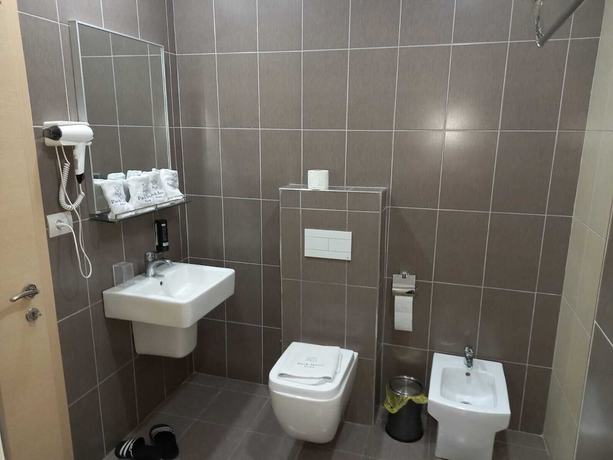 Imagen de la habitación del Hotel Park, Kamëz. Foto 8