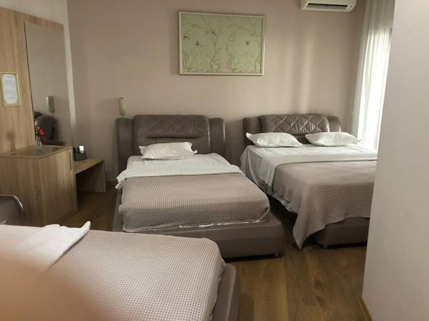 Imagen de la habitación del Hotel Park, Kamëz. Foto 11