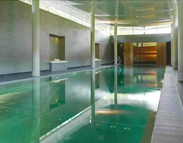 Imagen de la piscina del Hotel Park Kenmare. Foto 18