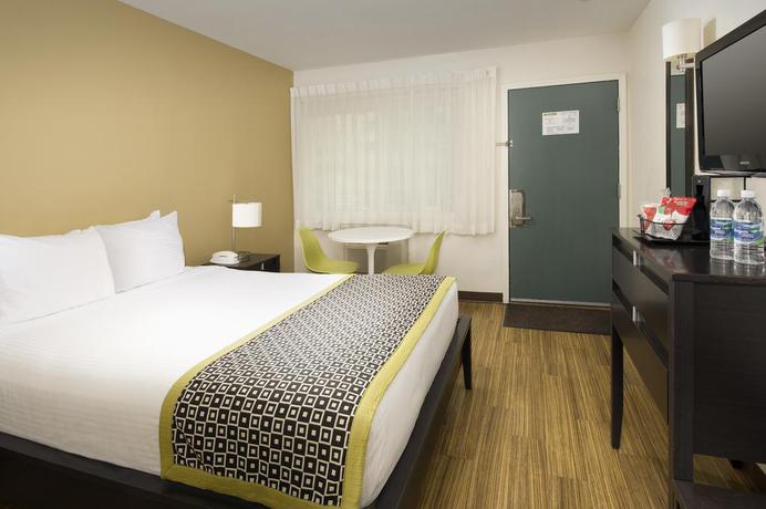 Imagen de la habitación del Hotel Park Lane Suites and Inn. Foto 4