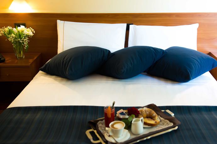 Imagen de la habitación del Hotel Park, Latina. Foto 6