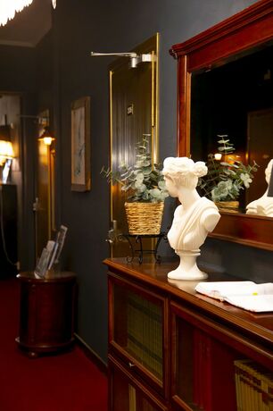 Imagen general del Hotel Park Linköpings Fawlty Towers. Foto 5