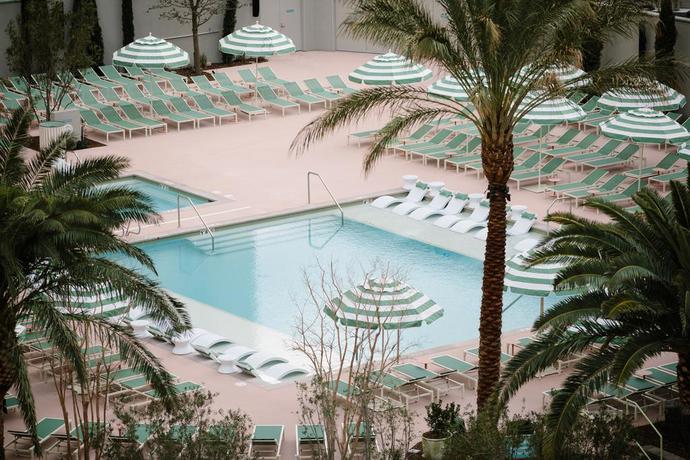 Imagen de la piscina del Hotel Park Mgm Las Vegas. Foto 17