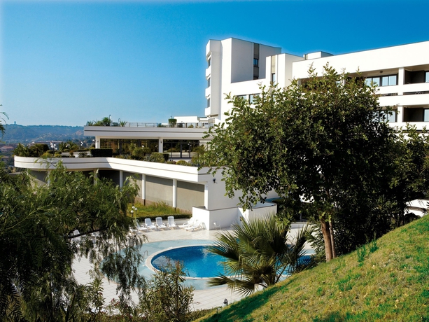 Imagen de los exteriores del Hotel Park Mirabeau. Foto 13