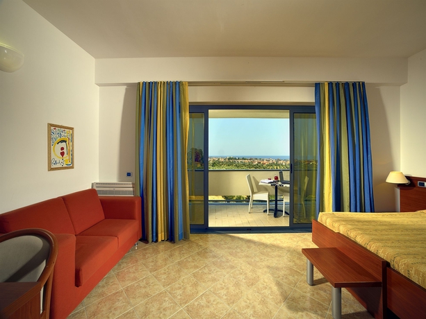 Imagen de la habitación del Hotel Park Mirabeau. Foto 9