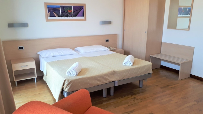 Imagen de la habitación del Hotel Park, Mondovi. Foto 15