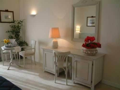 Imagen de la habitación del Hotel Park Montigeto. Foto 5