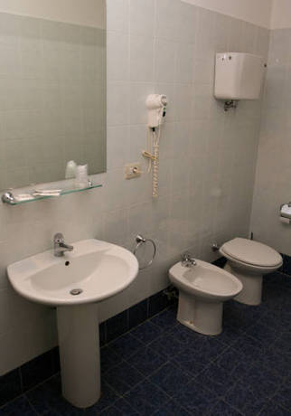 Imagen de la habitación del Hotel Park Montigeto. Foto 8