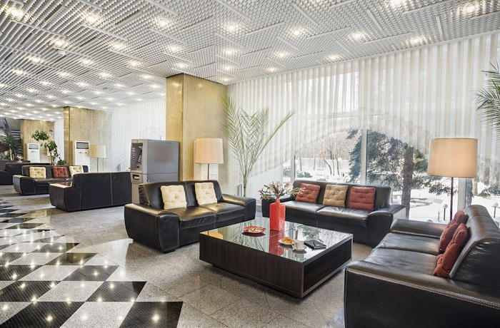 Imagen del bar/restaurante del Hotel Park - Moskva. Foto 2