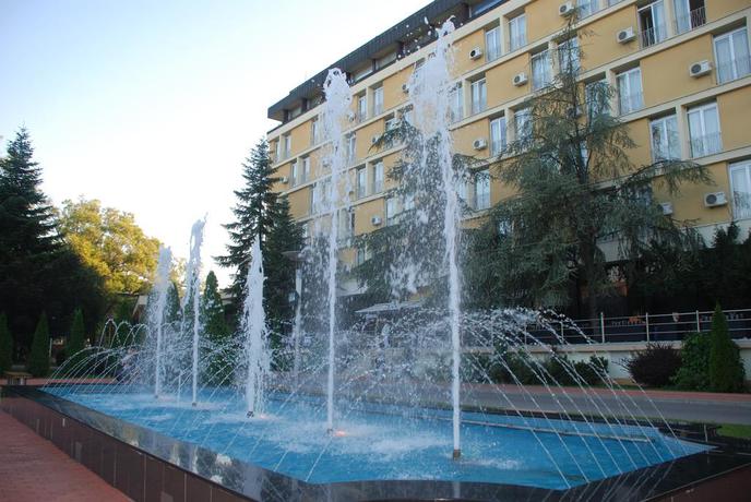 Imagen de los exteriores del Hotel Park, Novi Sad. Foto 12
