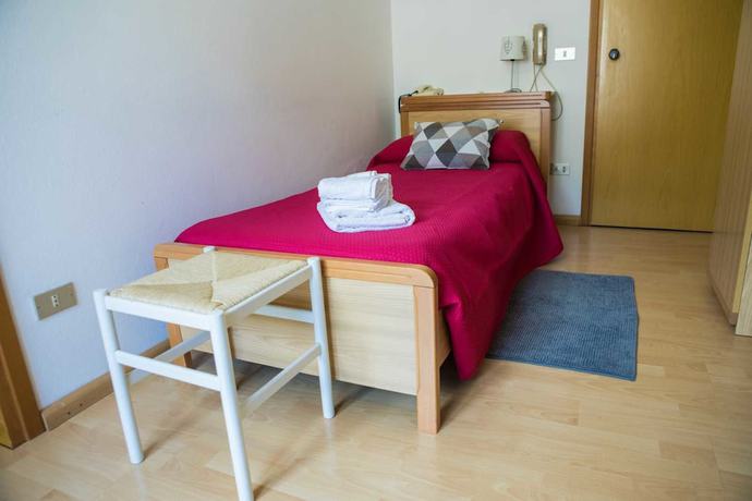 Imagen de la habitación del Hotel Park Oasi. Foto 10