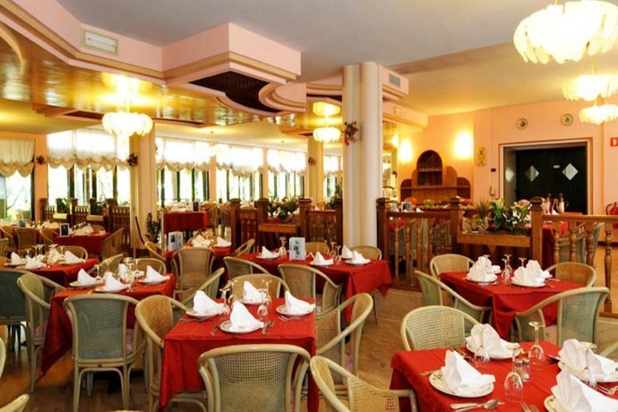 Imagen general del Hotel Park Oasi. Foto 2