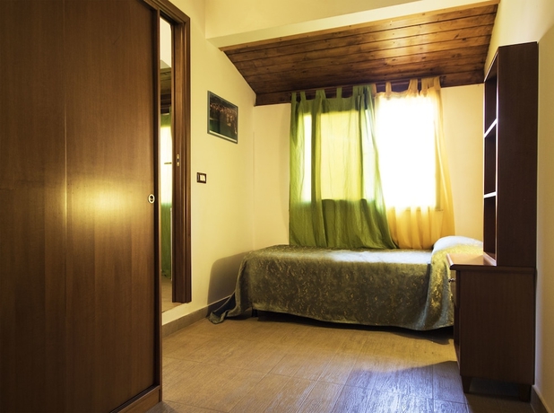 Imagen de la habitación del Hotel Park Oasi Residence. Foto 3