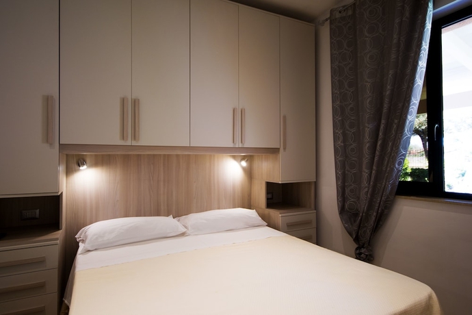 Imagen de la habitación del Hotel Park Oasi Residence. Foto 4