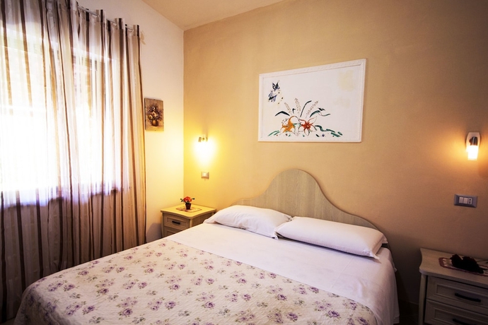 Imagen de la habitación del Hotel Park Oasi Residence. Foto 11