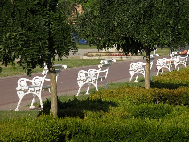 Imagen de los exteriores del Hotel Park, Palić. Foto 9