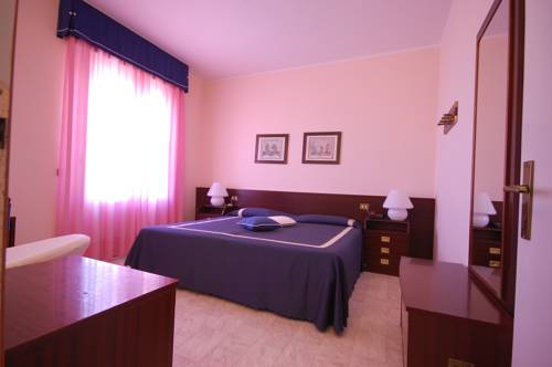 Imagen de la habitación del Hotel Park Pineta. Foto 4