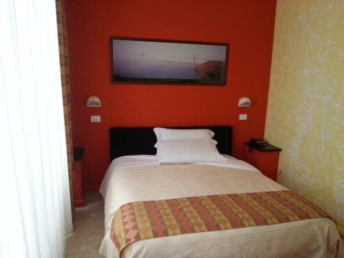 Imagen de la habitación del Hotel Park, Pino Torinese. Foto 8