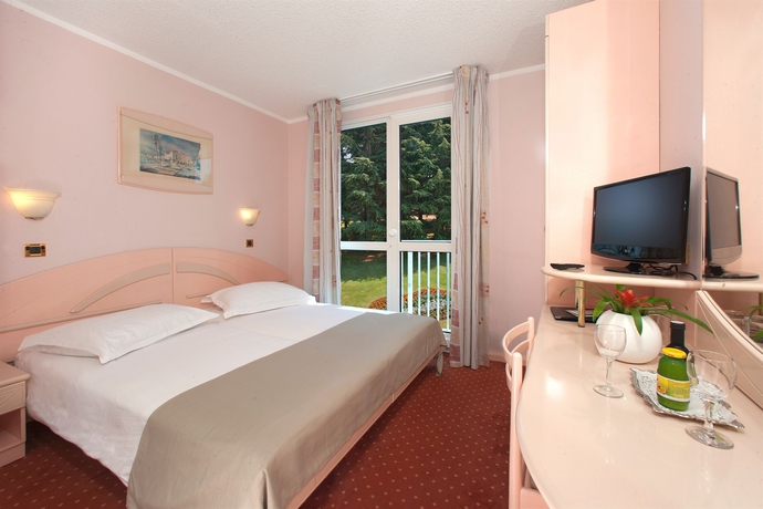 Imagen de la habitación del Hotel Park Plava Laguna. Foto 9