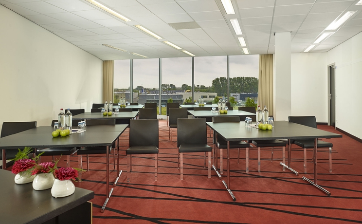 Imagen de los interiores del Hotel Park Plaza Amsterdam Airport. Foto 11