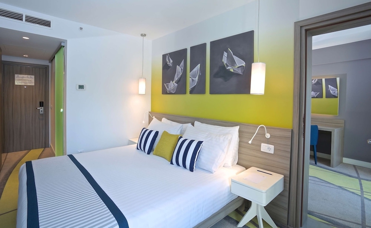 Imagen de la habitación del Hotel Park Plaza Arena Pula. Foto 5