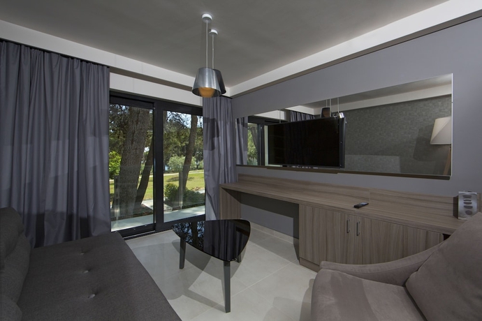 Imagen de la habitación del Hotel Park Plaza Arena Pula. Foto 12