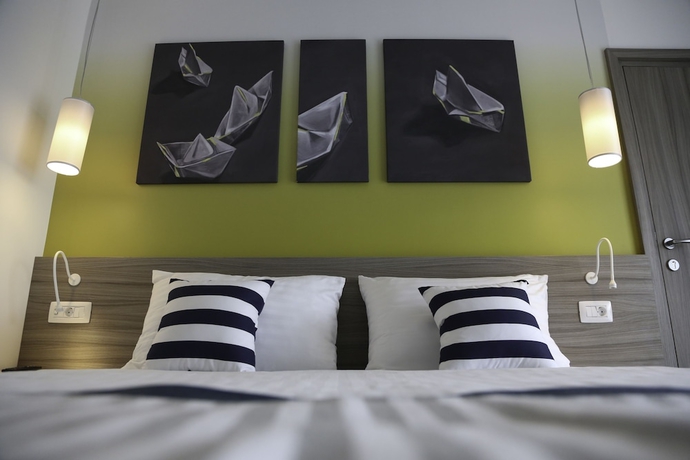 Imagen de la habitación del Hotel Park Plaza Arena Pula. Foto 16