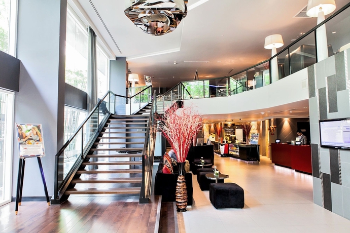 Imagen de los interiores del Hotel Park Plaza Bangkok Soi 18. Foto 11