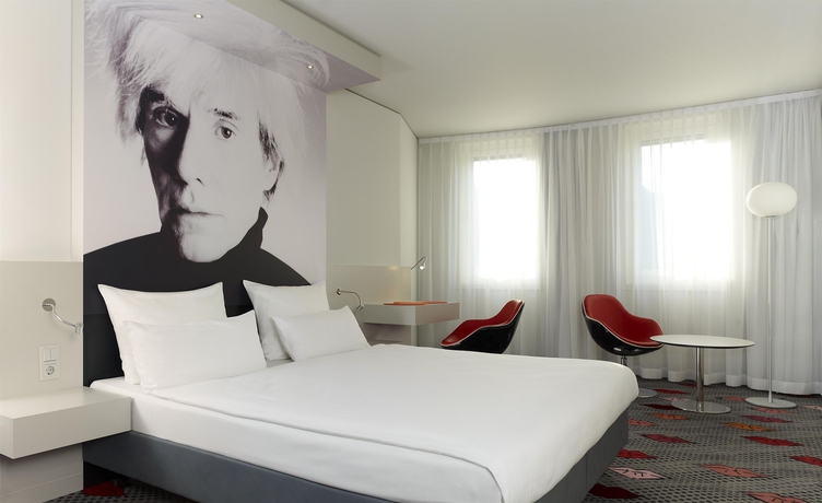 Imagen de la habitación del Hotel Park Plaza Berlin. Foto 6