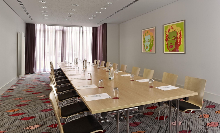 Imagen de los interiores del Hotel Park Plaza Berlin. Foto 12