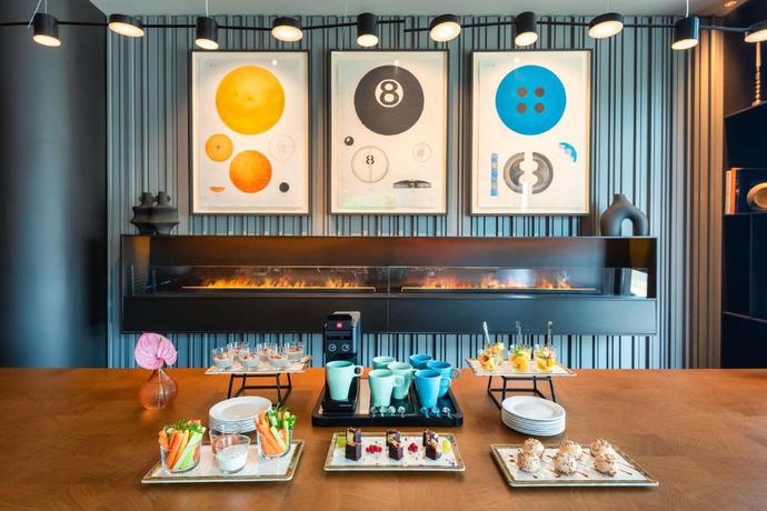 Imagen del bar/restaurante del Hotel Park Plaza Budapest. Foto 3