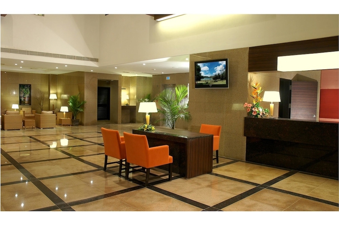 Imagen de los interiores del Hotel Park Plaza Chennai Omr. Foto 13