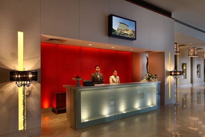 Imagen de los interiores del Hotel Park Plaza Delhi Cbd Shahdara. Foto 17