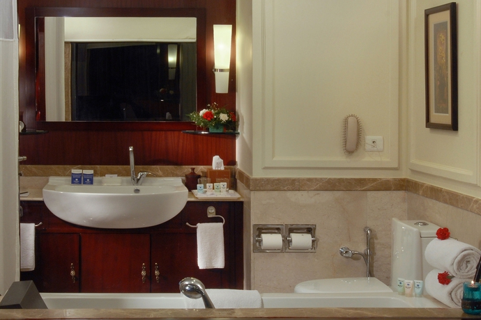 Imagen de la habitación del Hotel Park Plaza Jodhpur. Foto 5