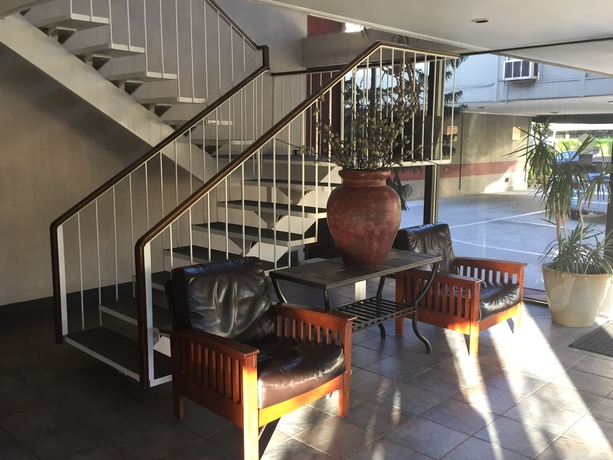 Imagen de los interiores del Hotel Park Plaza Lodge. Foto 8