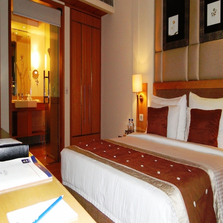 Imagen de la habitación del Hotel Park Plaza Ludhiana. Foto 6