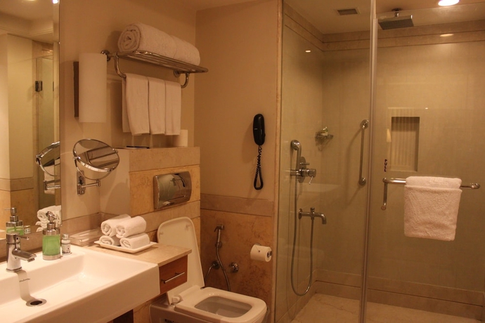 Imagen de la habitación del Hotel Park Plaza Ludhiana. Foto 16