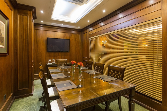 Imagen de los interiores del Hotel Park Plaza Santiago. Foto 11