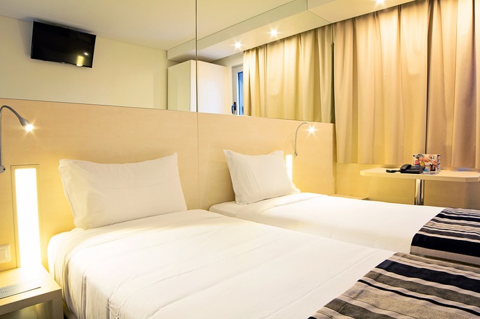 Imagen de la habitación del Hotel Park Porto Aeroporto. Foto 8